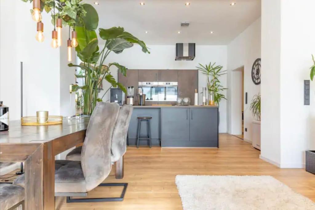 Design Apartment Im Zentrum Von Nienburg! Nienburg  Buitenkant foto