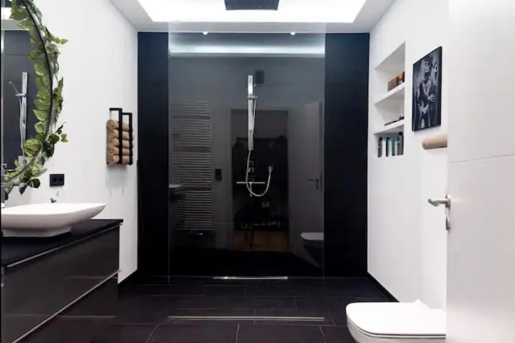 Design Apartment Im Zentrum Von Nienburg! Nienburg  Buitenkant foto